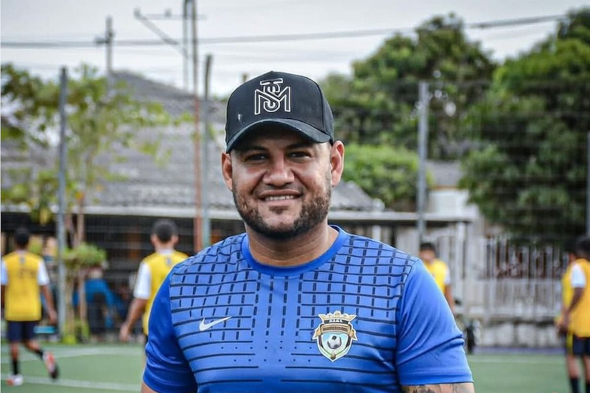 En medio de atraco, asesinan a entrenador de fútbol aficionado