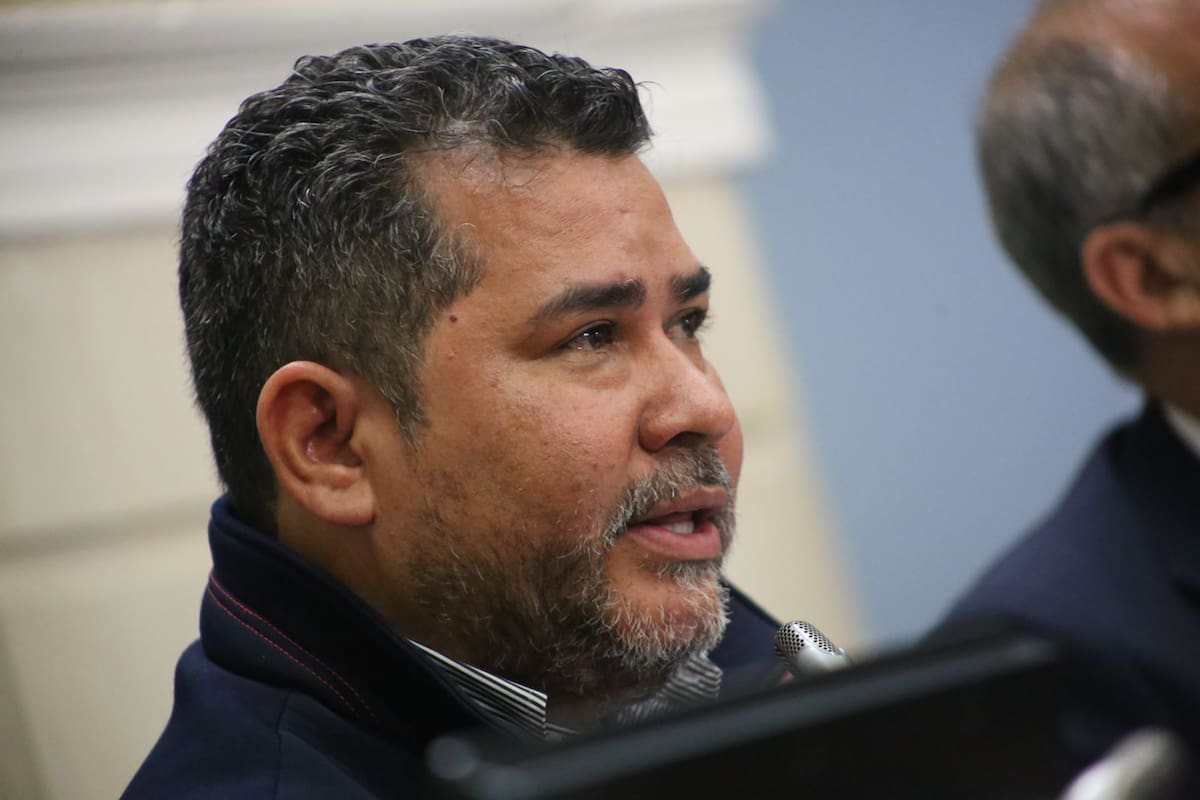 Senador denuncia amenazas de muerte: “Le matamos hasta el perro que tiene en casa”