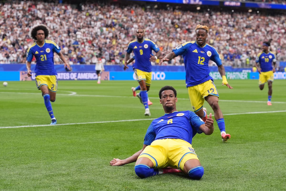 Livano Comenencia, de Curazao, se metió en la historia de su país al marcar el primer gol de su selección en un Mundial de fútbol. //Foto, AP: Eric Gay
