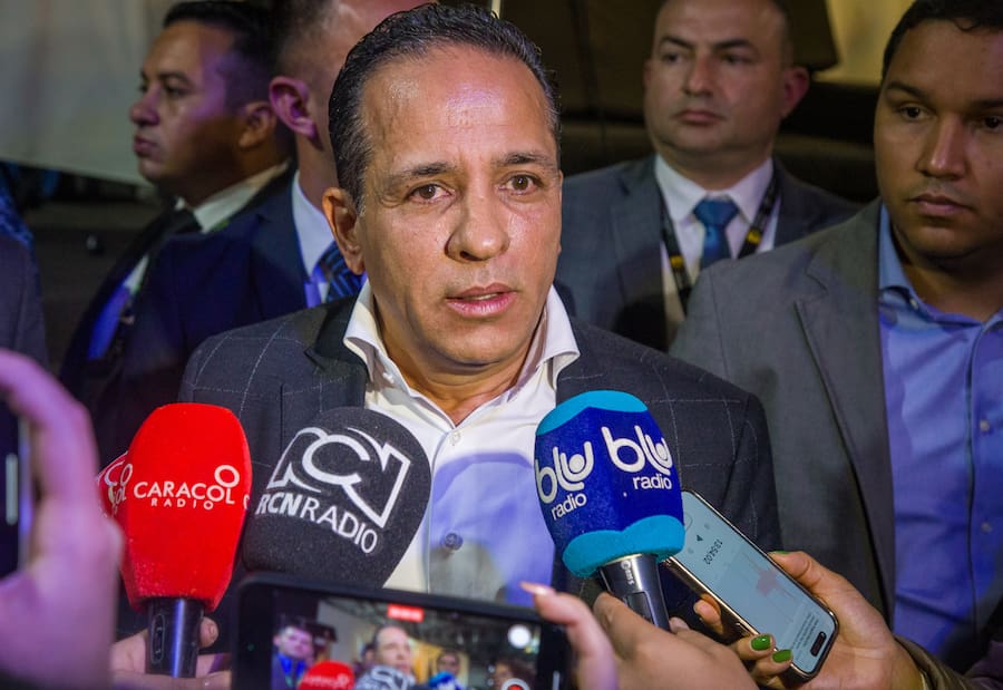 Alexander López Maya recupera curul en el Senado: esta es la razón