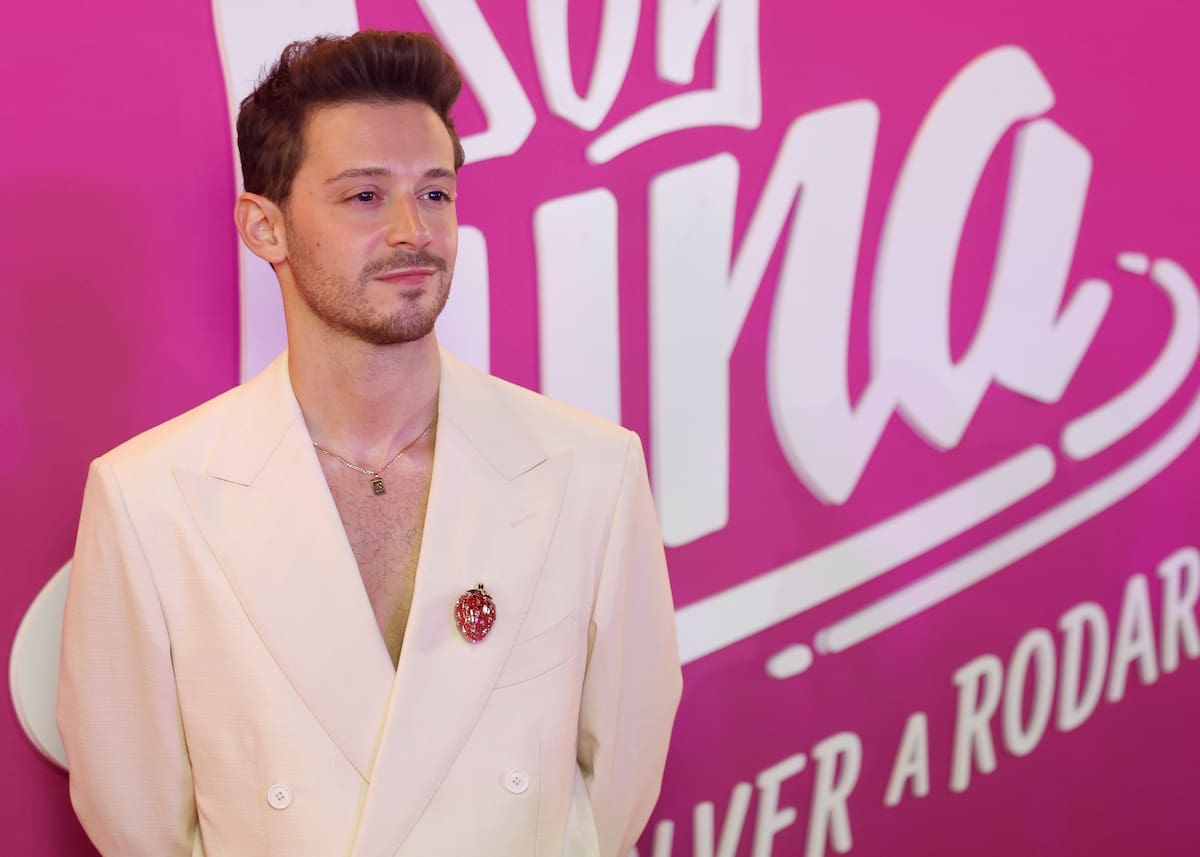 El actor italiano Ruggero Pasquarelli posa en la alfombra roja de 'Soy Luna' este martes, en Ciudad de México (México). EFE/ Sáshenka Gutiérrez