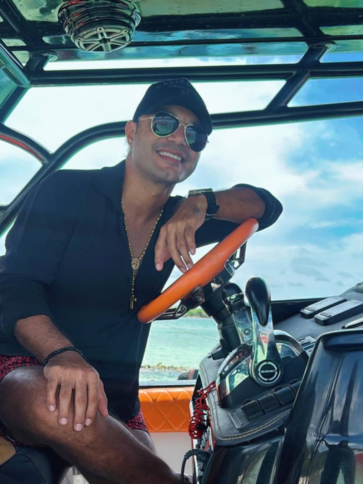Conmovido hasta las lágrimas, cantante vallenato denuncia robo en Barranquilla. //Foto tomada de IG: stummooficial
