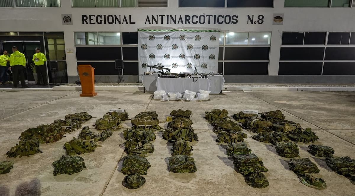 Este fue parte del armamento incautado durante el operativo en Quebrada del Sol, zona rural de Santa Marta. //FOTO: @ADELAESPRIELLA