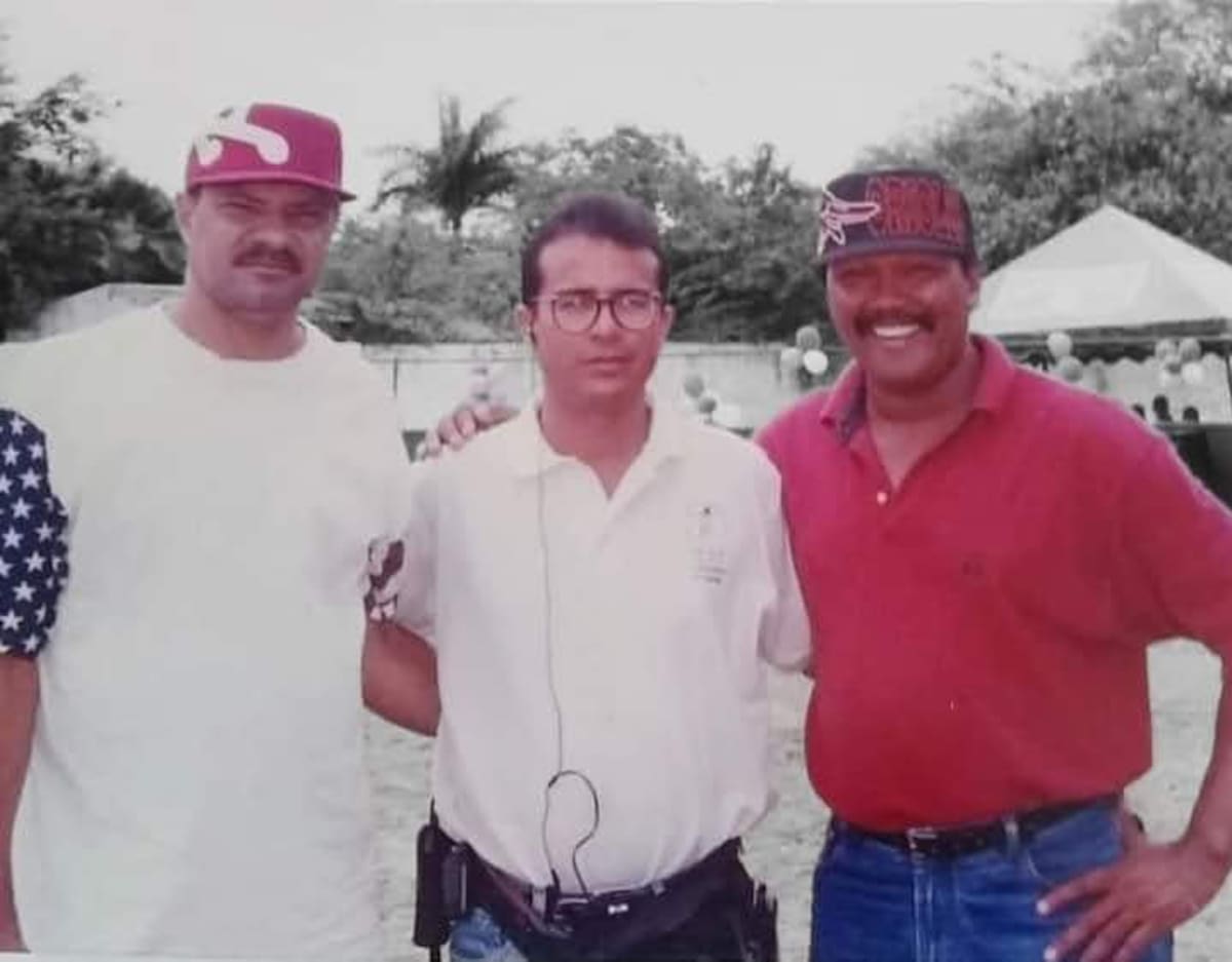 Alirio Pérez junto a los en ese momento Grandes Ligas: Joaquín Gutiérrez (I) y Orlando 'Ñato' Ramírez (d). //Cortesía.