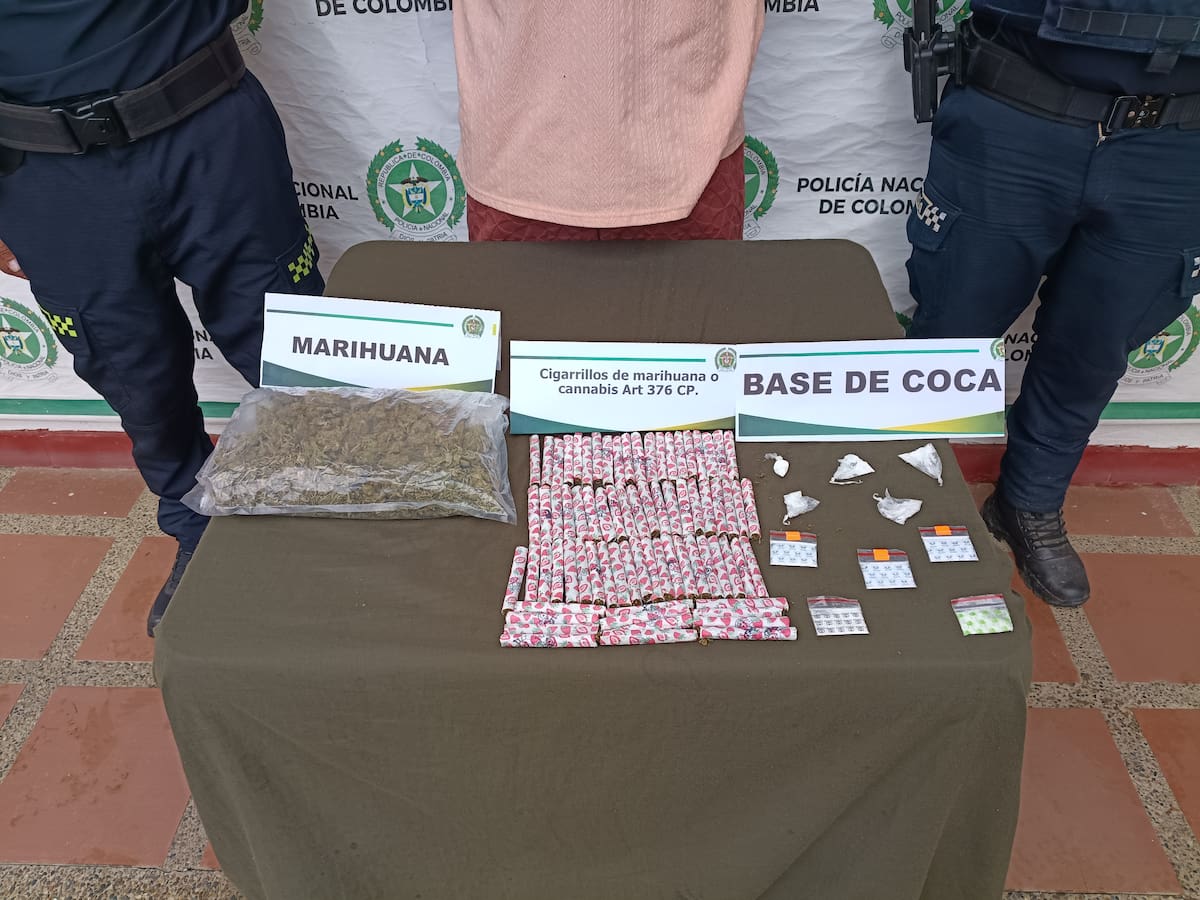 Allanaron su vivienda y encontraron cientos de dosis de droga en San Juan Nepomuceno.