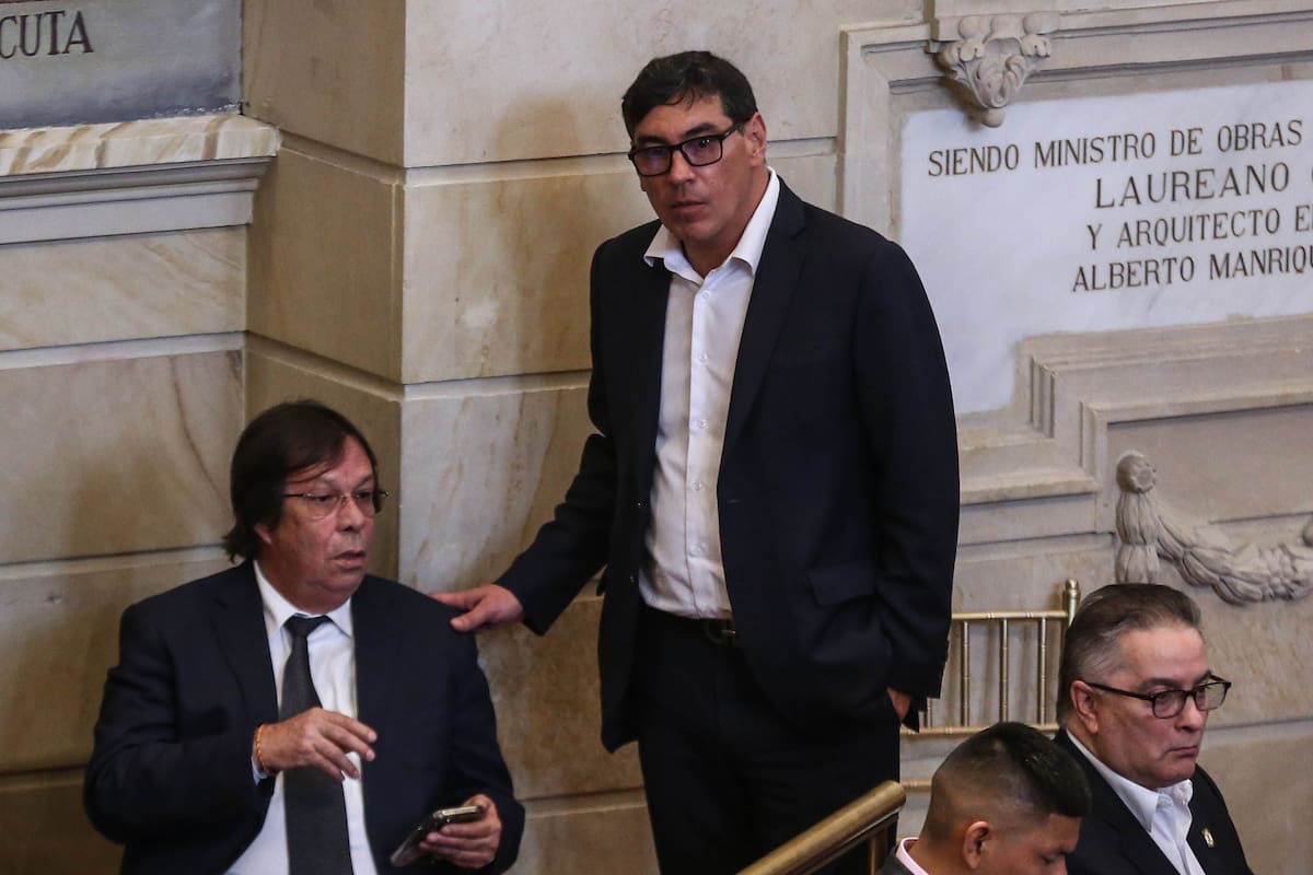 Magistrado del CNE enfrentará juicio tras decisión de la Corte