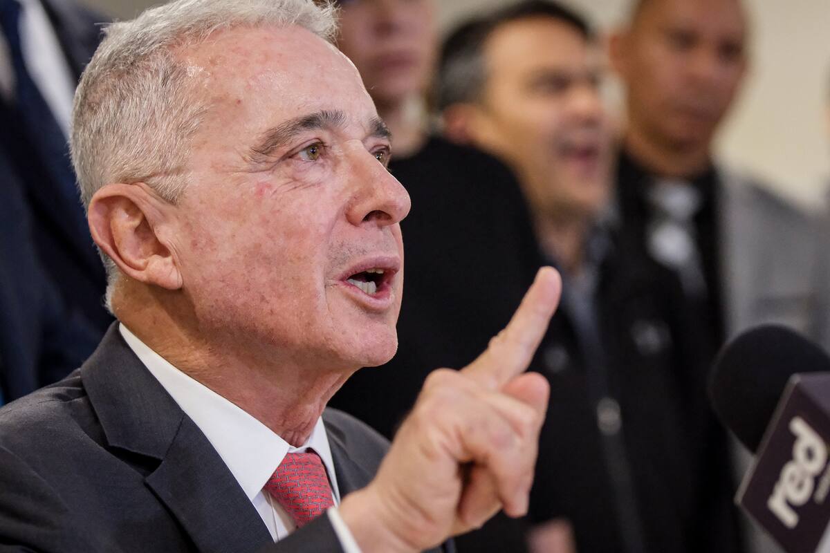 Corte Suprema archiva proceso contra Uribe: era acusado de tráfico de influencias