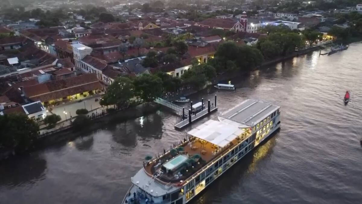 Crucero AmaMagadalena llegando a Mompox en uno de sus recorridos.// Foto: cortesía