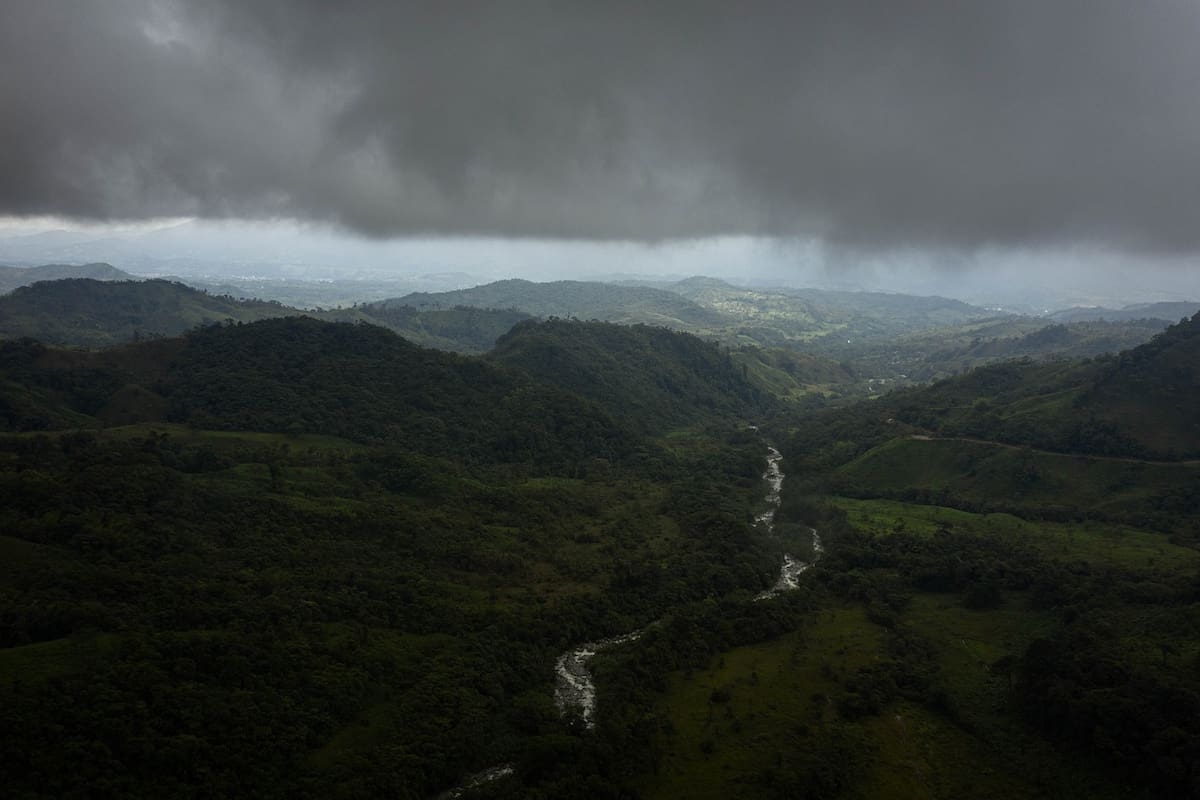 La Amazonía colombiana el hogar de 28 tribus indígenas.