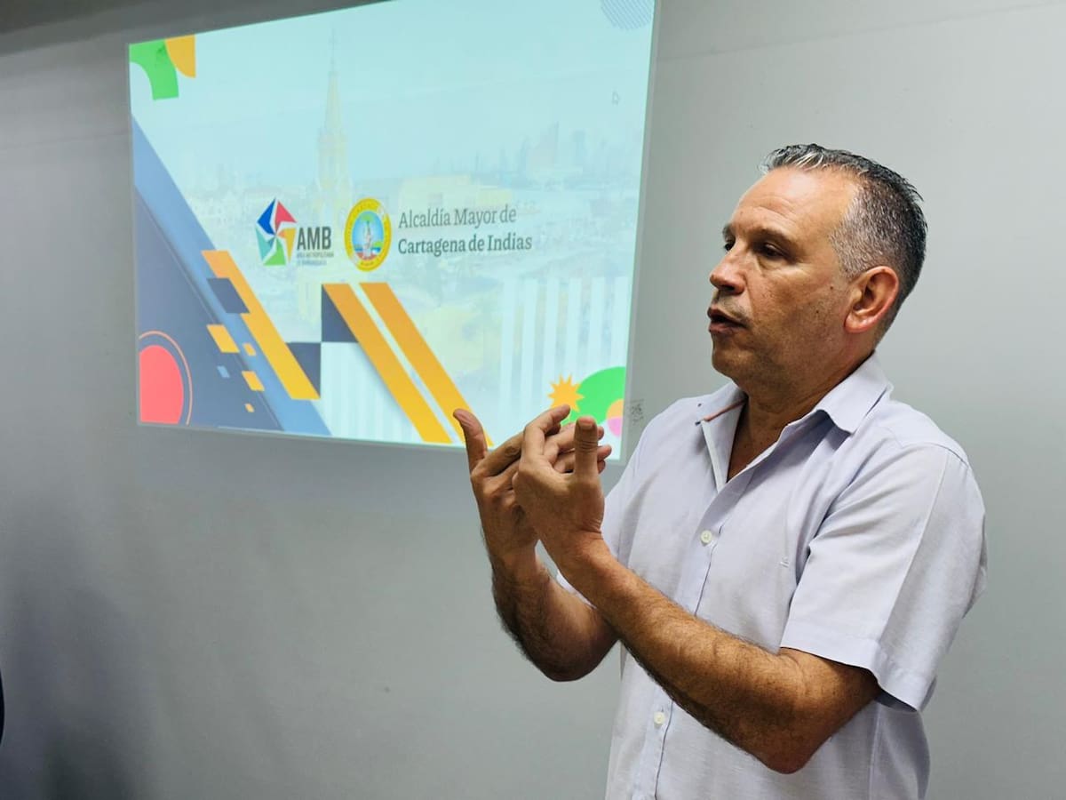 Roberto Vélez Cabrales, gerente de AMB Catastro Cartagena, señaló que la entidad sigue trabajando para brindarles a los cartageneros un servicio público catastral que sea ejemplo de transparencia, respuestas claras y oportunas. // Foto: Cortesía - AMB Catastro Cartagena.