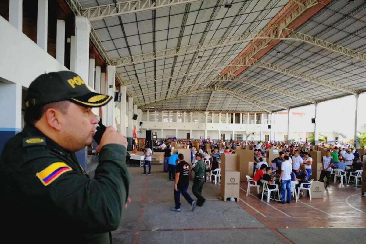 Policía desplegará 120.000 uniformados para garantizar seguridad en elecciones