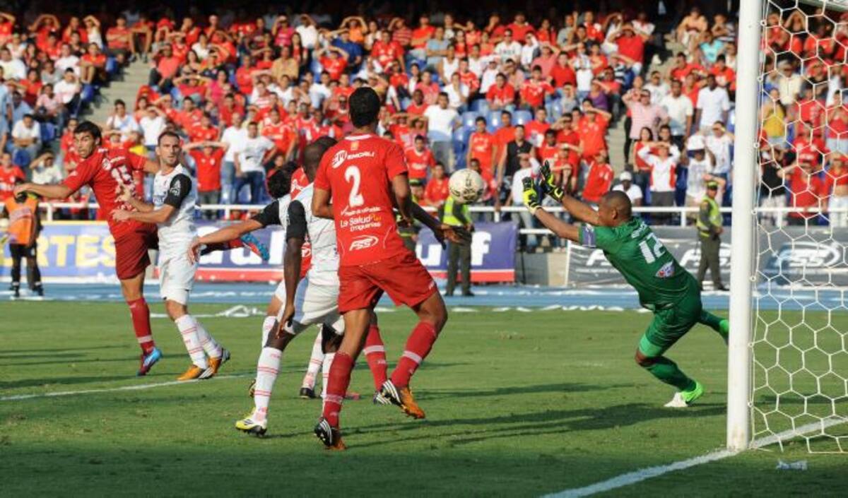 América perdió 4-1 con Cúcuta en Cali y aleja su ilusión por volver a la A del fútbol colombiano. COLPRENSA