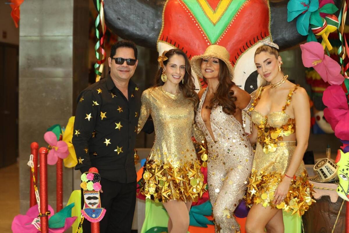 Amparo Grisales y más famosos de Caracol TV en el Carnaval 2025.