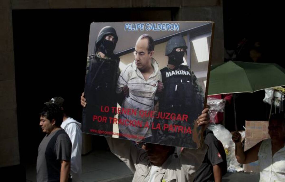 Los manifestantes consideran poca la gestión del presidente Felipe Calderón durante sus 6 años de gobierno. AFP YURI CORTEZ