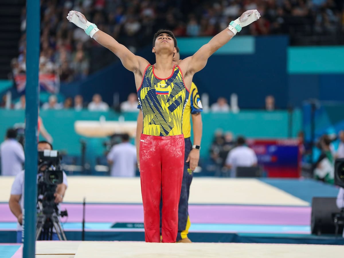 Ángel Barajas, ganador de medallas de oro y bronce en el Mundial de Gimnasia de Azerbaiyán. // Foto: Colprensa - Cortesía Comité Olímpico Colombiano (COC).