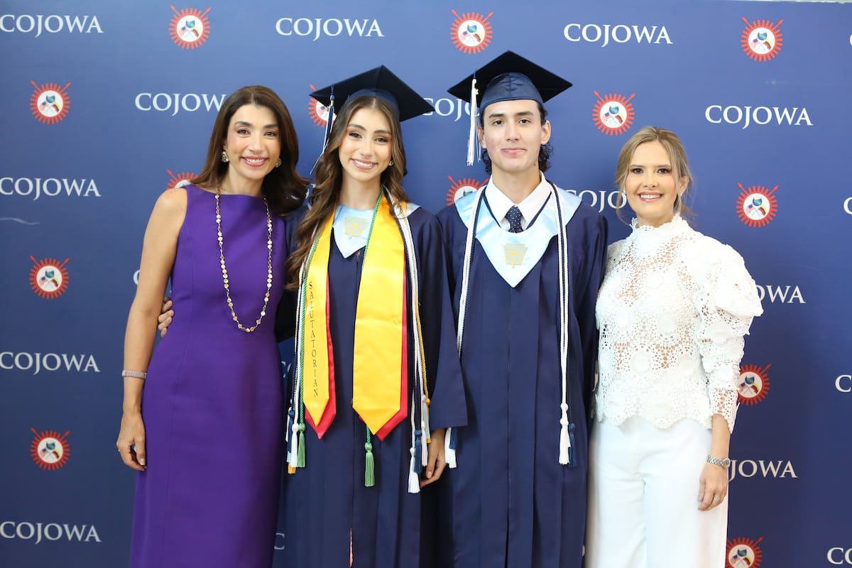Angela Leal, Gabriela Benedetti, Nicolás Uribe y Diana Ramírez.
