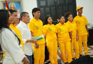 Seis aprendices de la Etcar participan en intercambio en Cuba