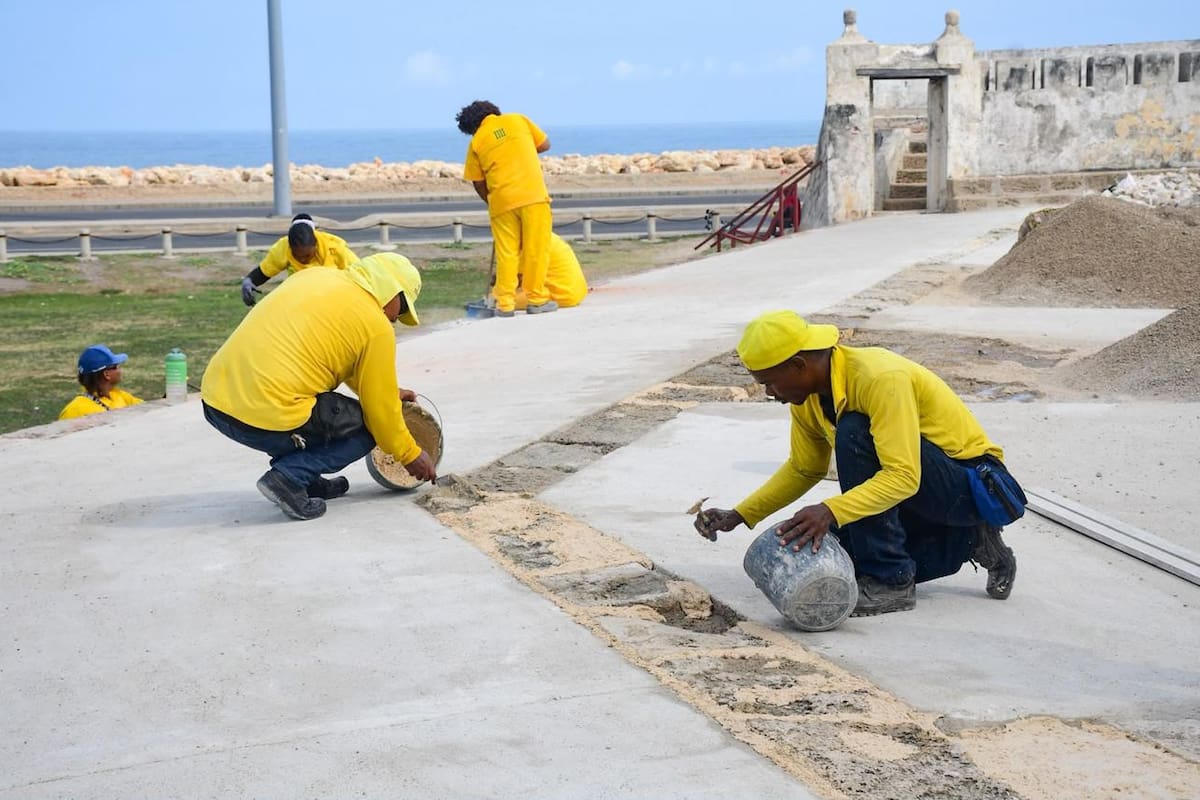 Etcar avanza en la conservación del Espigón de La Tenaza en Cartagena