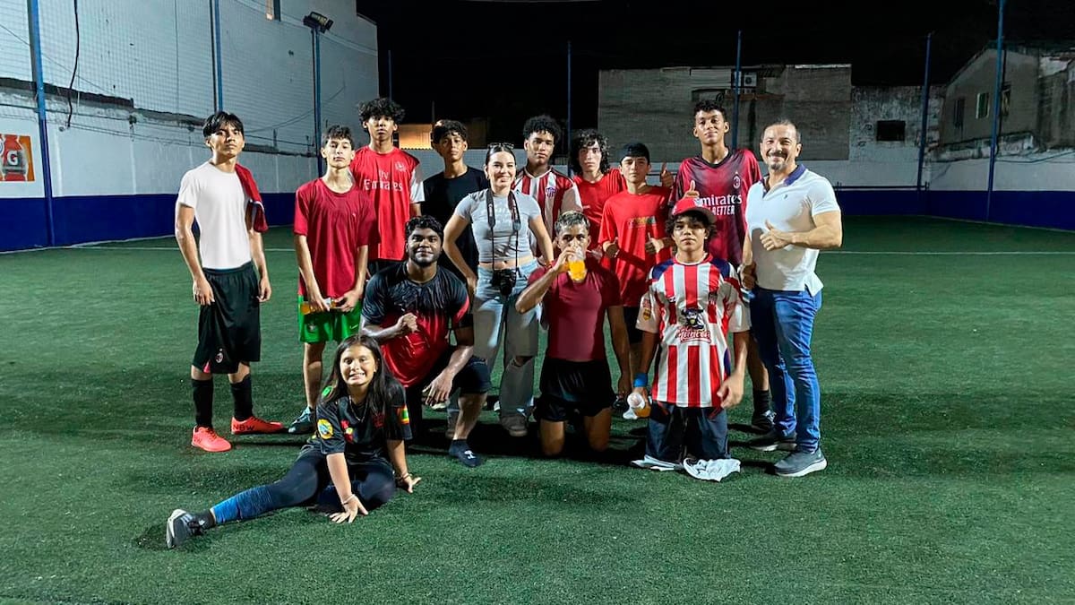 Aquí algunos de los integrantes del equipo de fútbol. // Cortesía