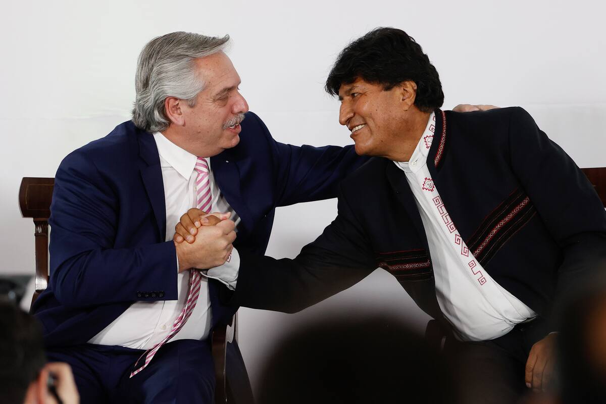 04/11/2021.-El expresidente argentino, Alberto Fernández, participa junto a los exmandatarios de Bolivia Evo Morales y Ecuador Rafael Correa en la presentación del libro "Evo: Operación Rescate. Una trama geopolítica en 365 días". EFE/ Juan Ignacio Roncoroni