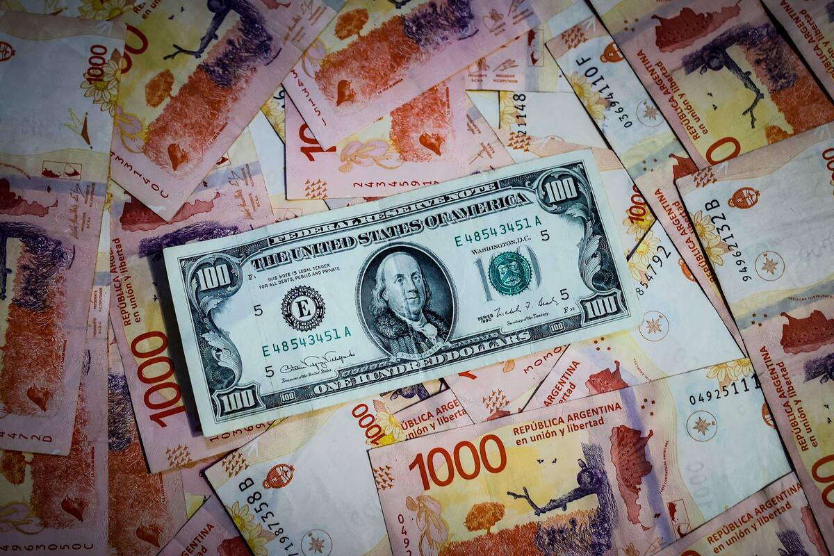 Dólar cierra este miércoles a la baja por nuevas tensiones comerciales internacionales