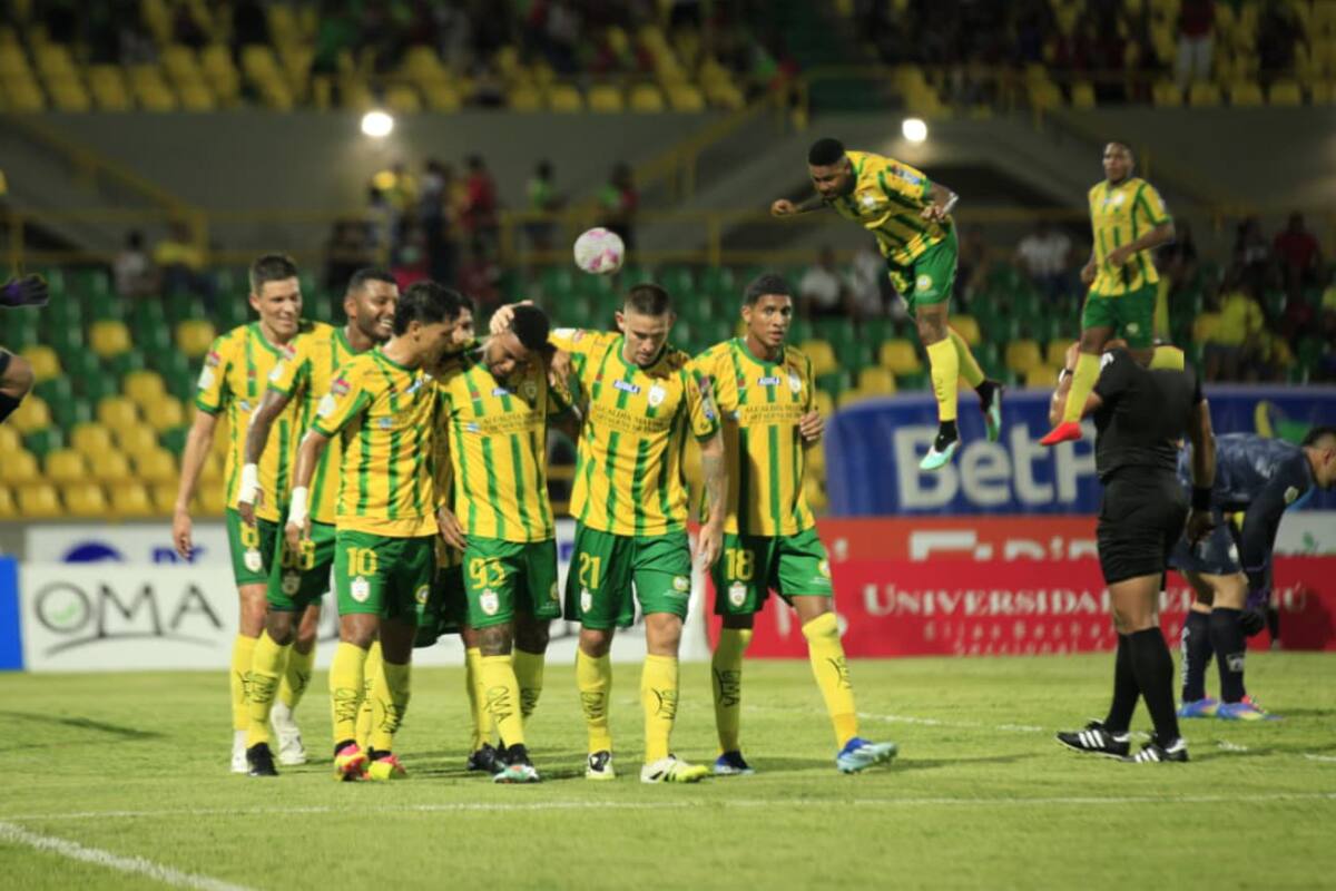 Video: la razón por la que Arley Rodríguez lloró después de anotar el gol