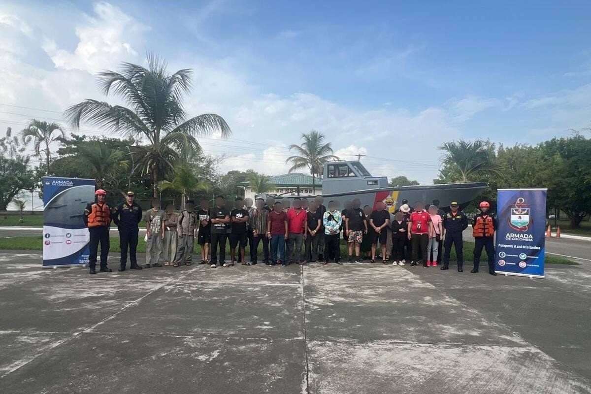 Armada Nacional rescata a 41 migrantes en aguas del Chocó