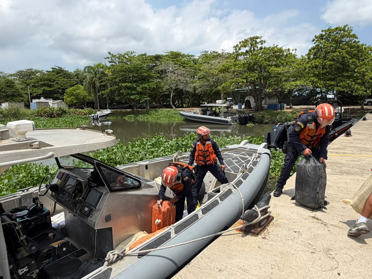 Armada propina golpe a las rutas del narcotráfico con 4,7 toneladas de cocaína incautadas.
