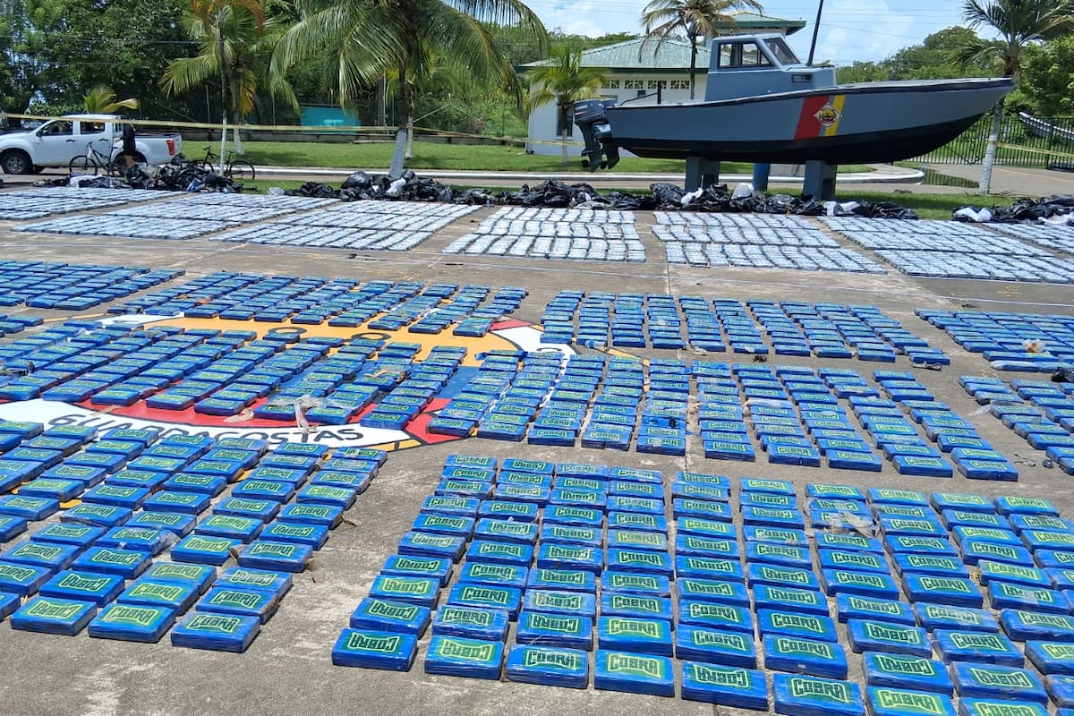 Video: así la Armada incautó más de 4 toneladas de estupefacientes en el mar Caribe