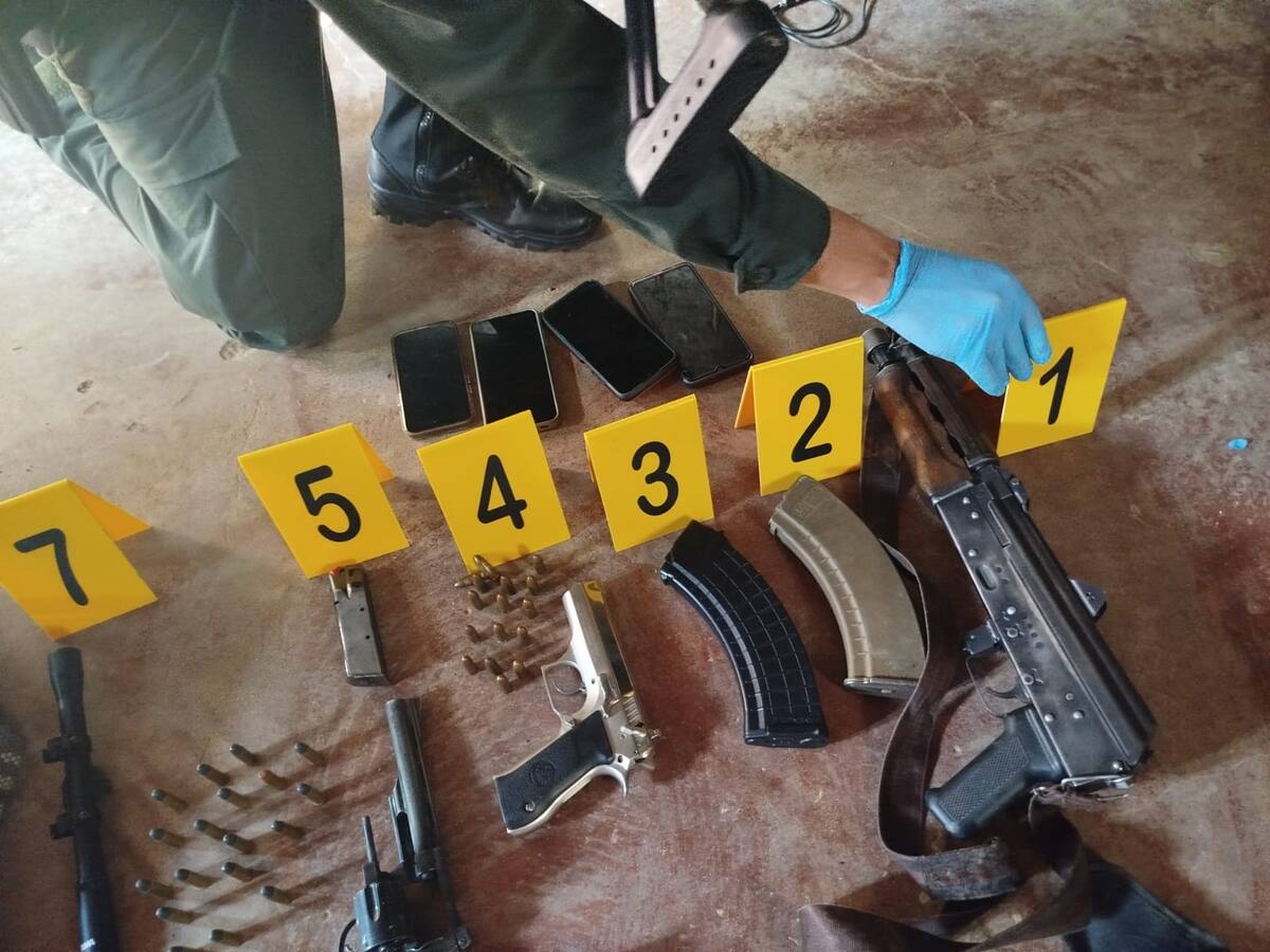 La incautación de un poderoso arsenal fue el resultado del operativo de la Policía de Bolívar. //Cortesía Debol