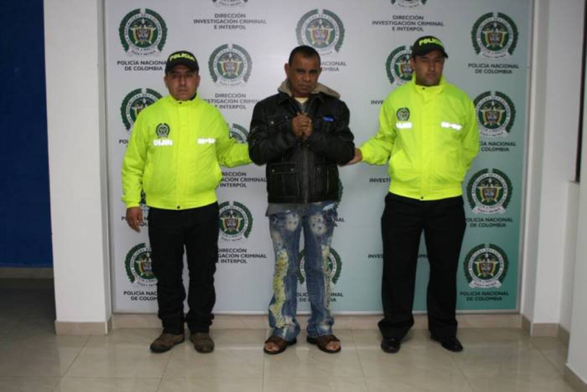 Arquímedes García Romero, alias Quimo, hermano medio de Enilce López, ‘La gataí, fue trasladado a Bogotá luego de ser capturado en Magangue, Bolívar. Se le sindica de concierto para delinquir con fines de homicidio. COLPRENSA