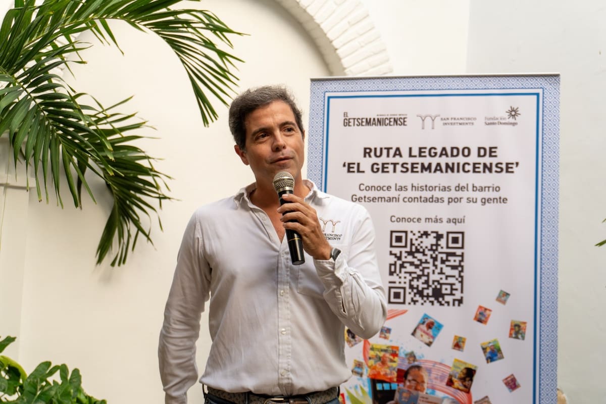 Rafael Tono Vélez, 'Arquitecto del año 2024', en una presentación de los proyectos sociales y culturales de Getsemaní. //Cortesía