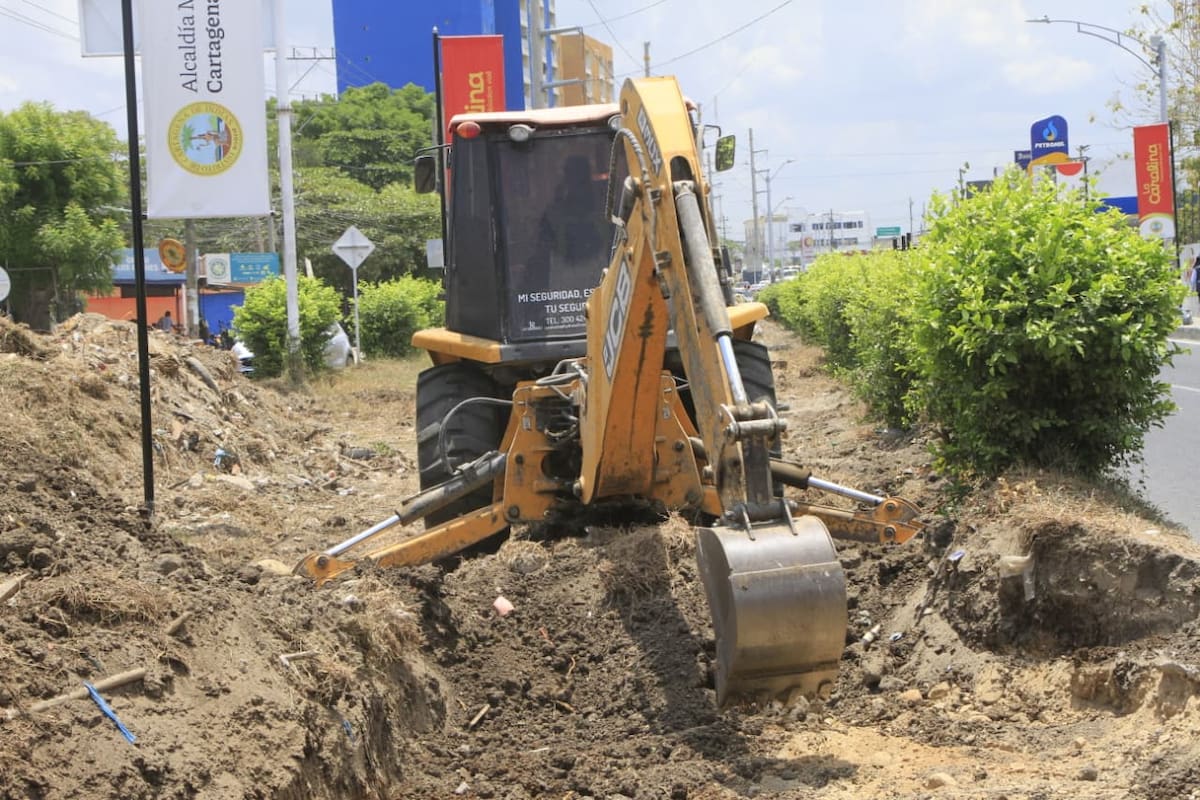 Arrancan obras del Intercambiador de La Carolina en Cartagena. // Foto: Julio Castaño - El Universal