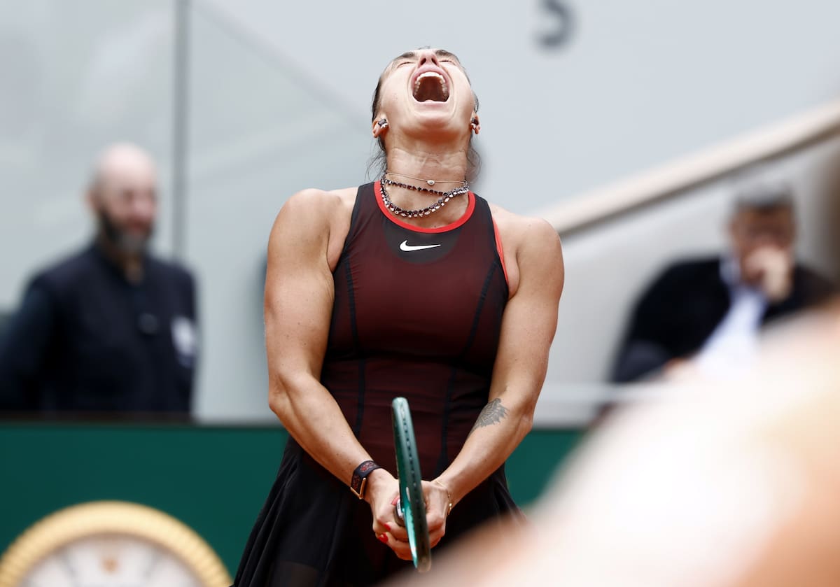 Aryna Sabalenka cayó en los cuartos de final del Roland Garros. //Foto, EFE: YOAN VALAT