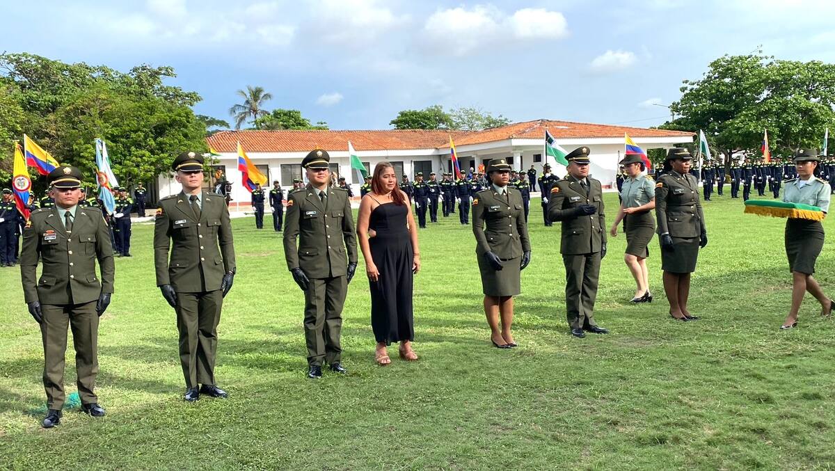 Durante la ceremonia realizada en el Campo de Paradas de la Escuela Antonio Nariño de Barranquilla, fueron ascendidos 26 policías a grados superiores.