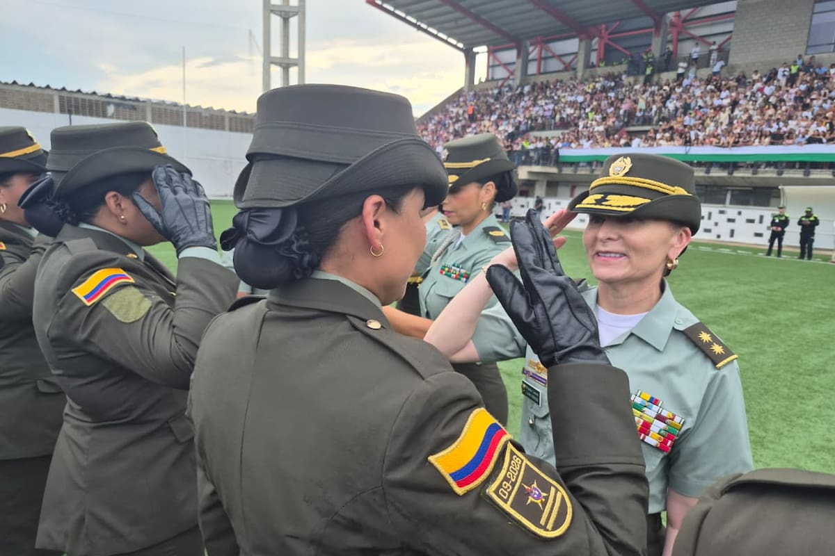 Disciplina y compromiso: 908 policías de Barranquilla alcanzaron un nuevo grado