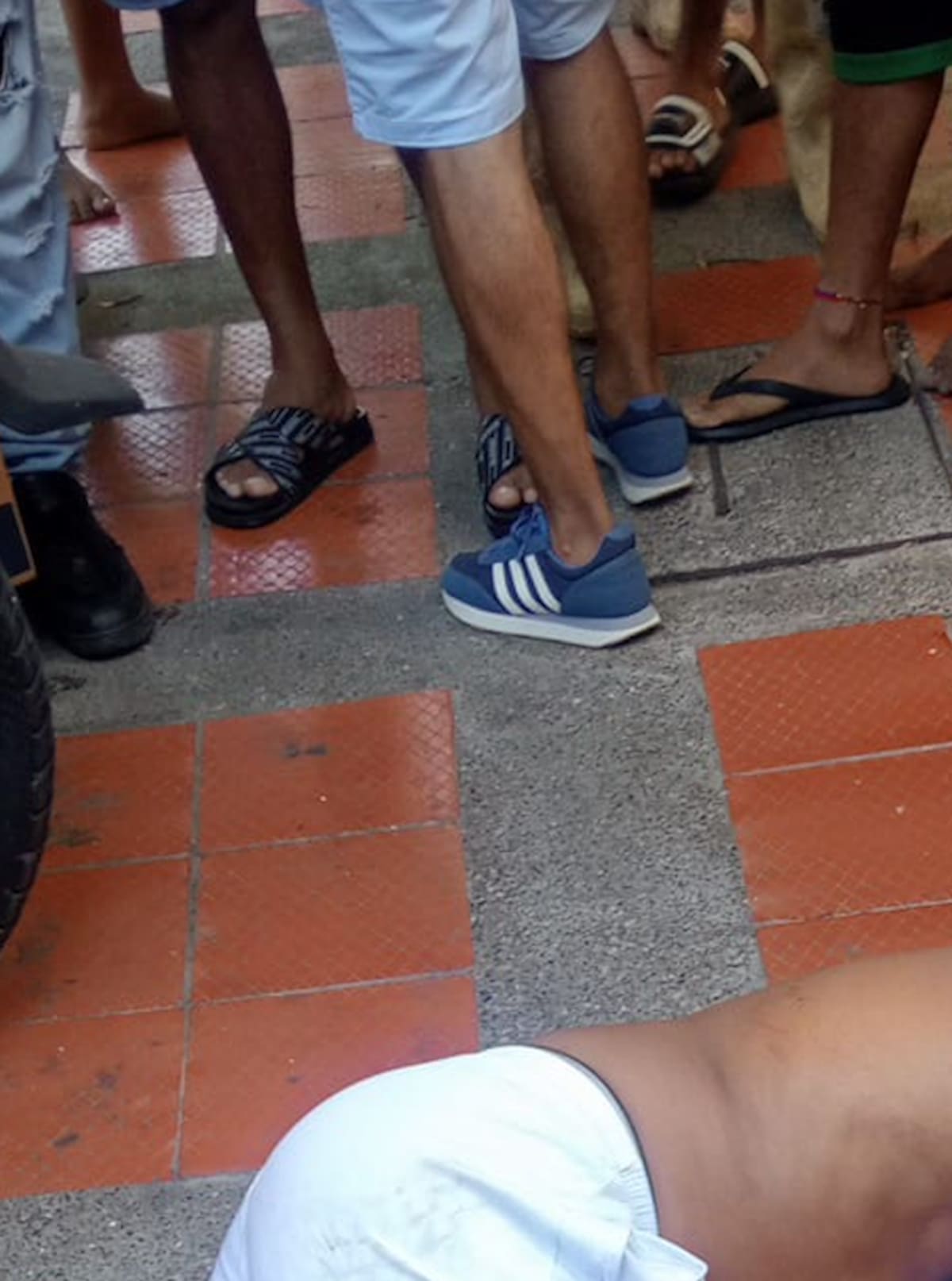 Mientras observaba una partida de dominó fue asesinado un cobradiario identificado como Jorge Alberto Orellano Cueto.// Cortesía Red de Cooperantes.
