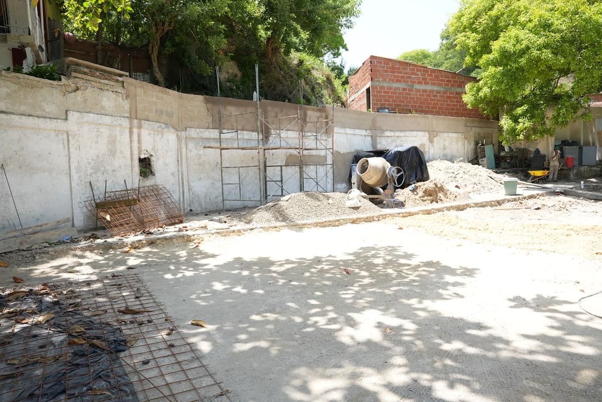 Así avanza la transformación de la I. E. Ana María Vélez de Trujillo en Cartagena. // Foto: cortesía - Alcaldía de Cartagena