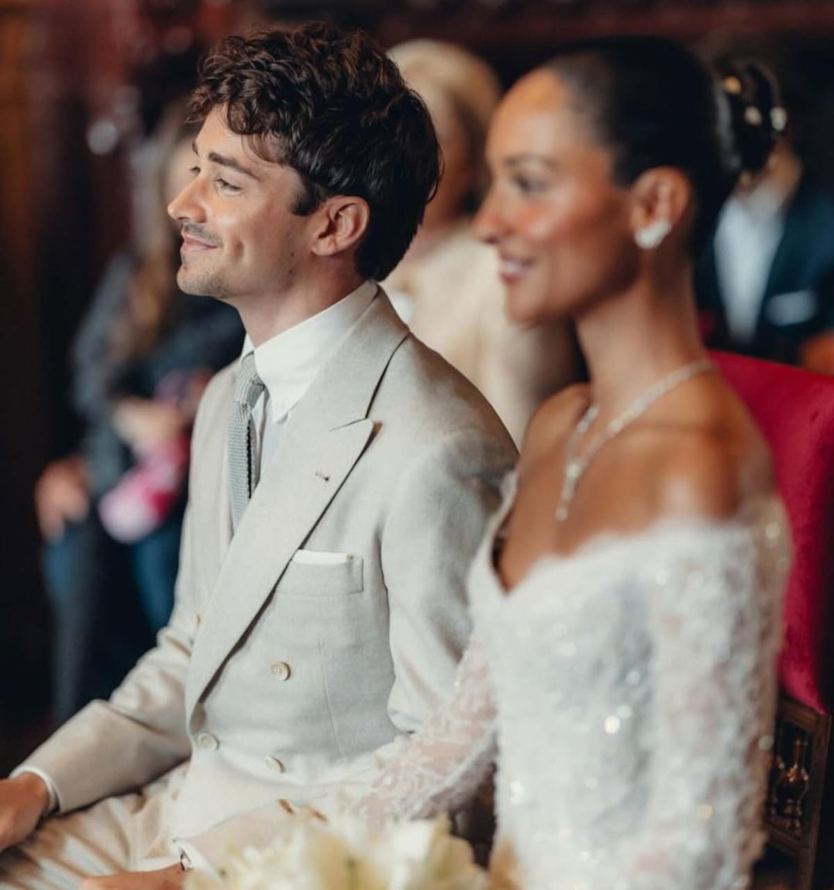 Así fue la boda del piloto de F1 y la modelo. // IG @Charleslecler