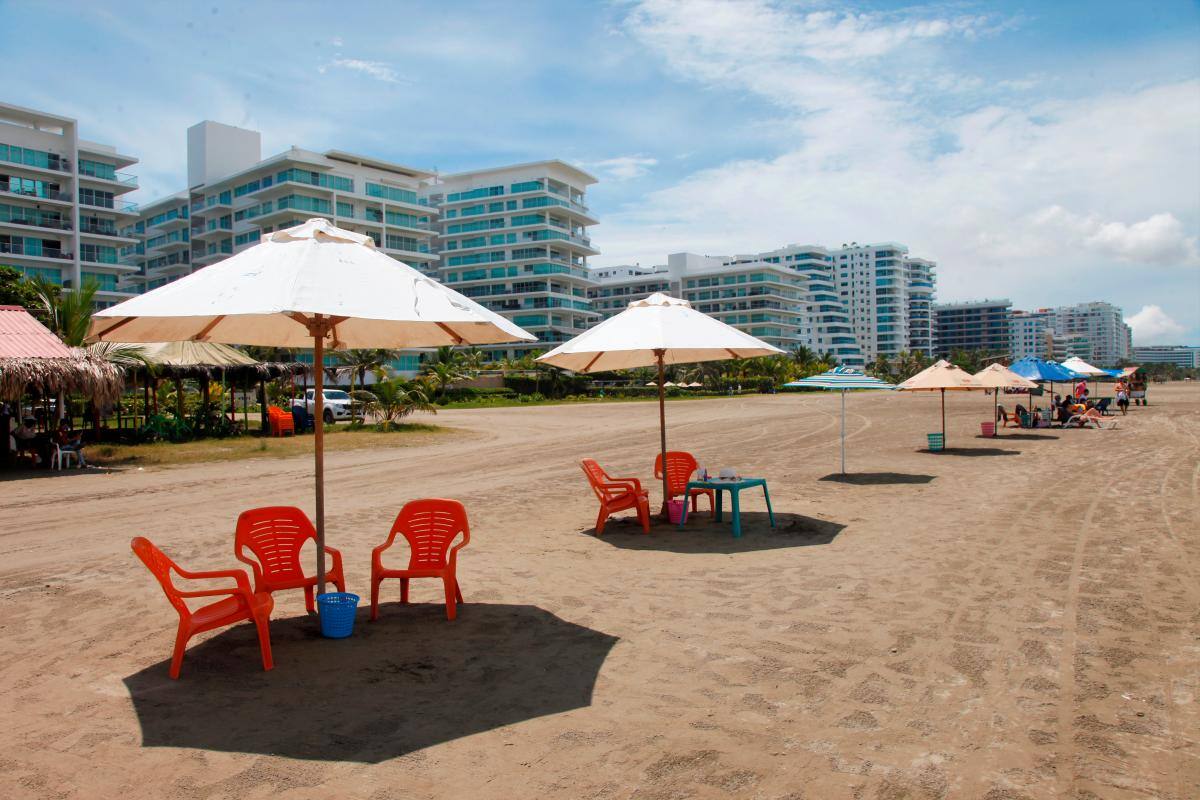 Trabajadores piden al Distrito reactivar las playas de La Boquilla