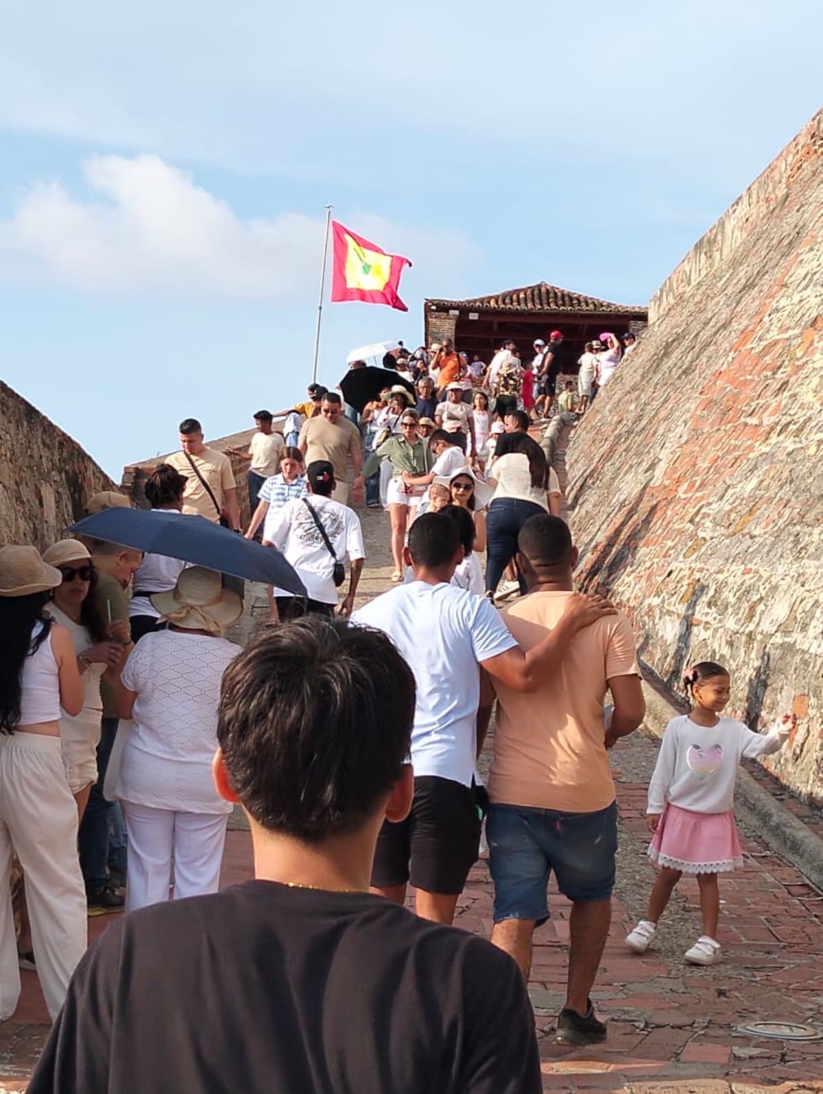 Así se vivió el día de entrada libre en el Castillo de San Felipe. // Foto: Zenia Valdelamar - El Universal