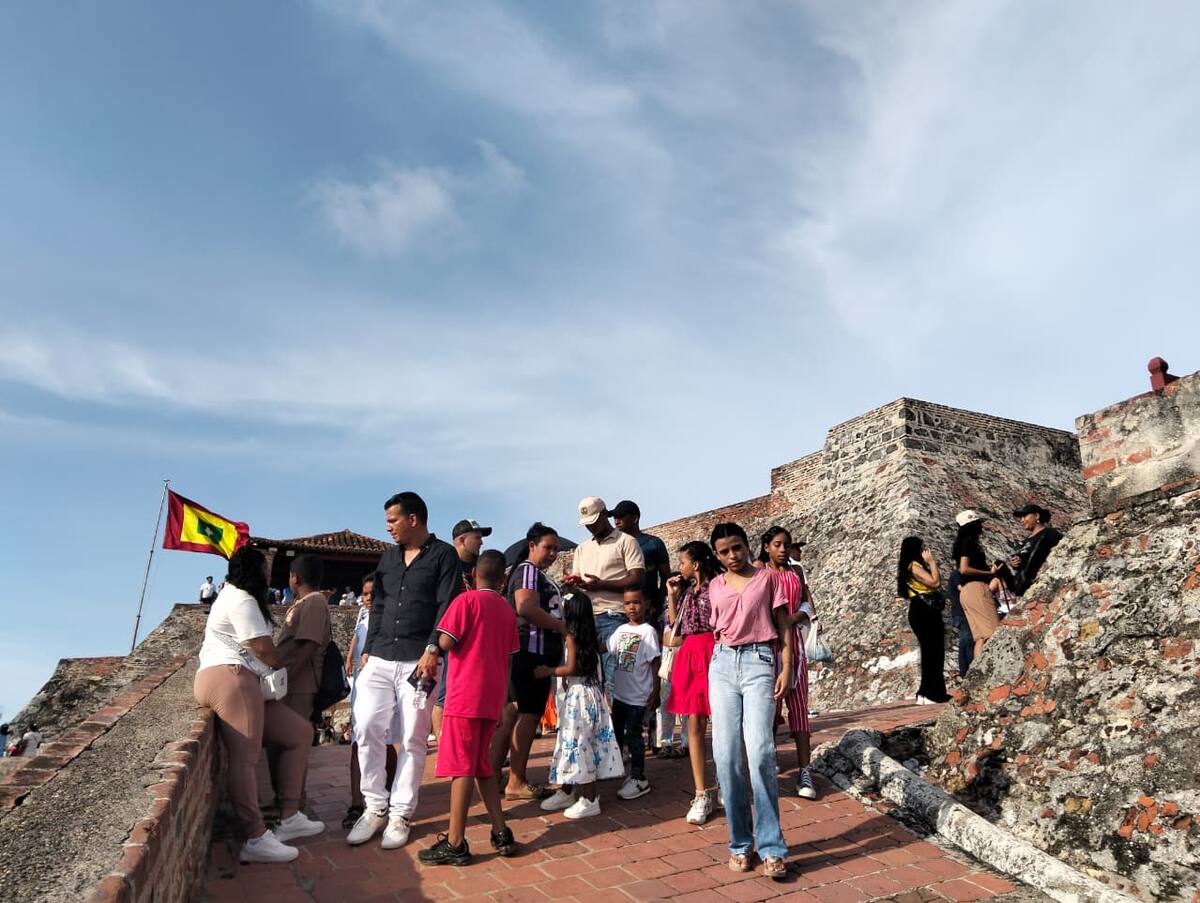 Así se vivió el día de entrada libre en el Castillo de San Felipe. // Foto: Zenia Valdelamar - El Universal
