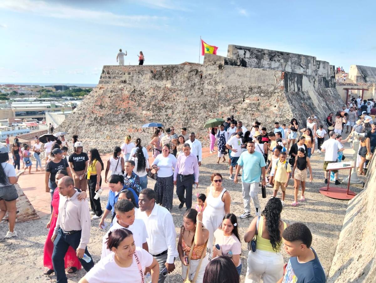 Así se vivió el día de entrada libre en el Castillo de San Felipe. // Foto: Zenia Valdelamar - El Universal