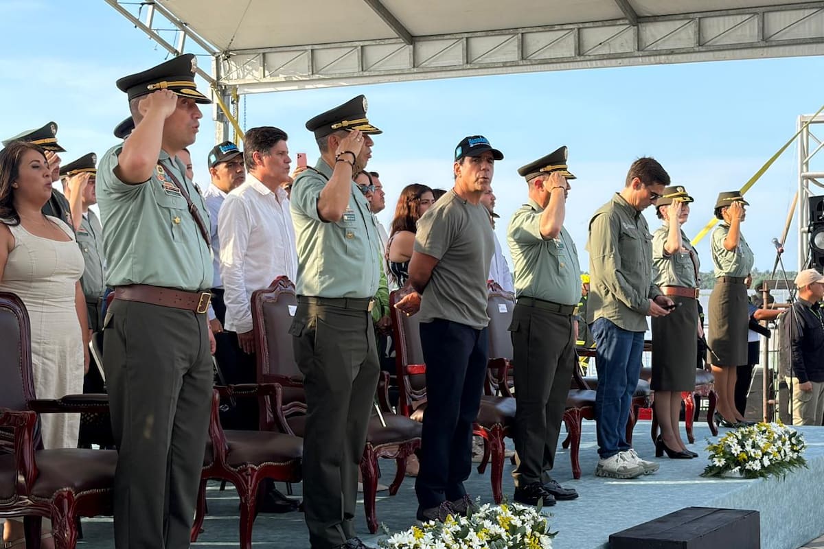 General Rodríguez y coronel Berrío reciben el mando: la misión de enfrentar el crimen y seguridad