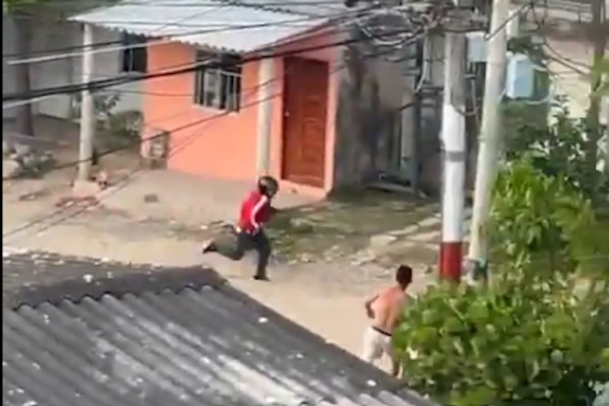 Video: ataque dejó 3 heridos y a un sicario grave tras ser golpeado por una turba