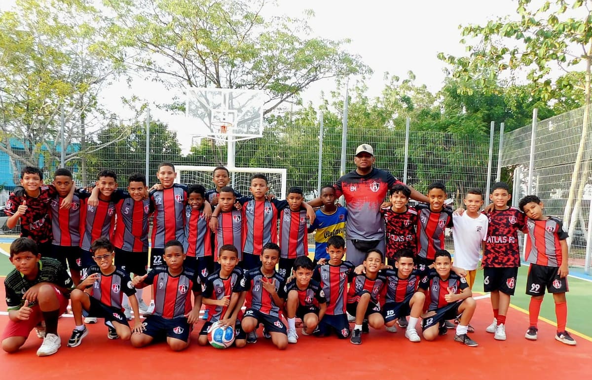 Atlas, escuela de fútbol. // JUAN CARLOS MARTÍNEZ CASTELLAR