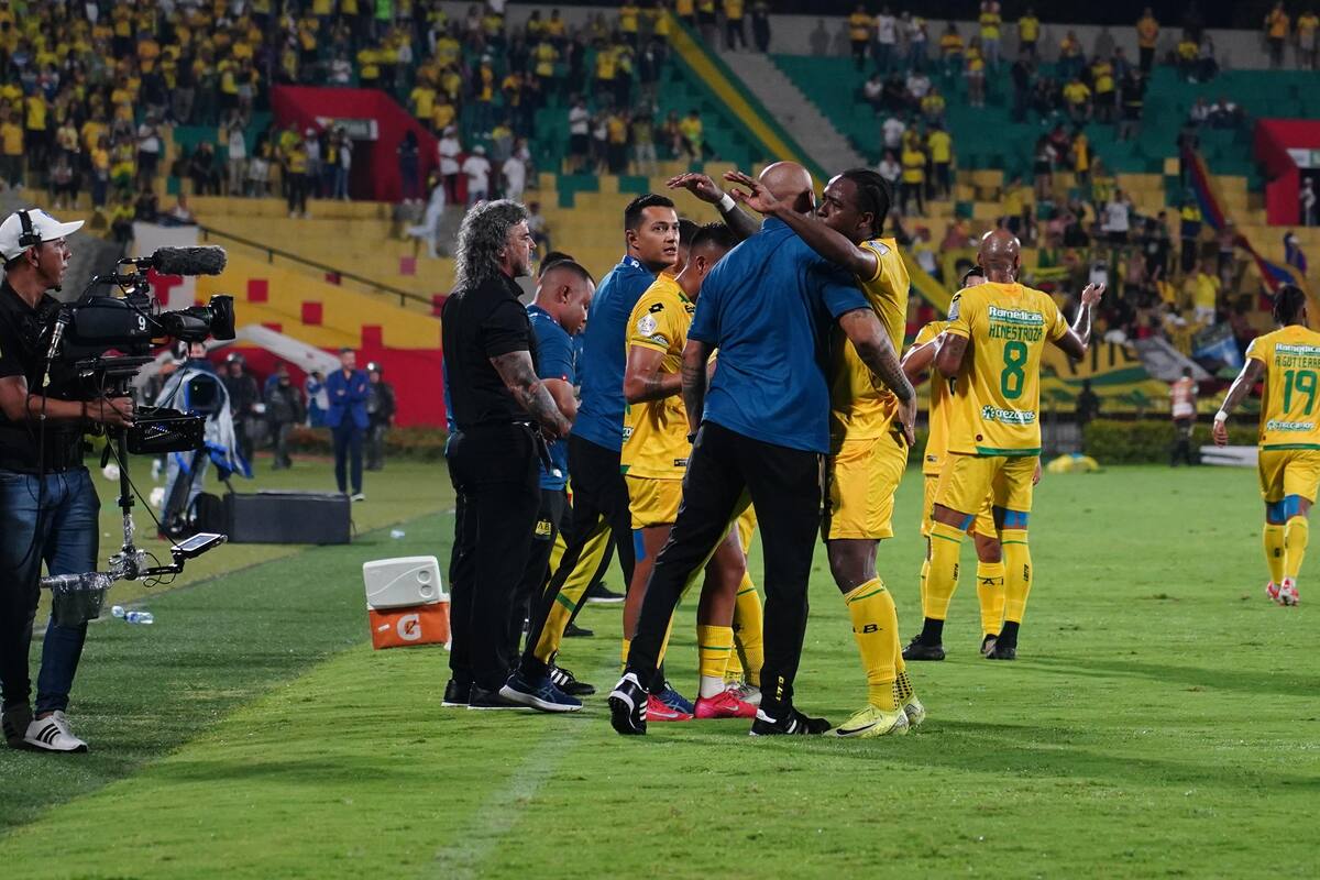 Atlético Nacional cae ante Bucaramanga y deja escapar el liderato