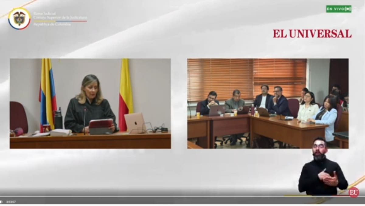 Este lunes se hizo la lectura del fallo, en la que la jueza expuso los delitos por los que está siendo procesado el expresidente Uribe. // Foto: captura de pantalla