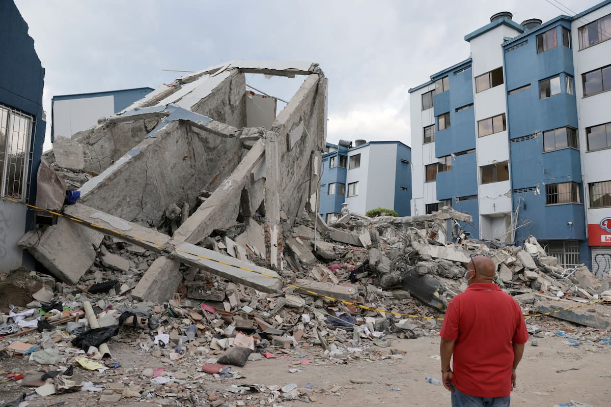 Aumenta a 294 el número de fallecidos tras el terremoto de 7,4 en Colombia