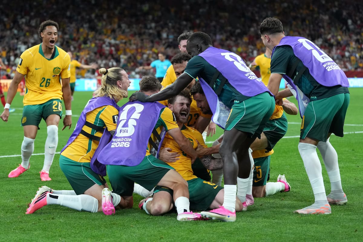Australia sorprendió a Turquía en un loco partido de Mundial
